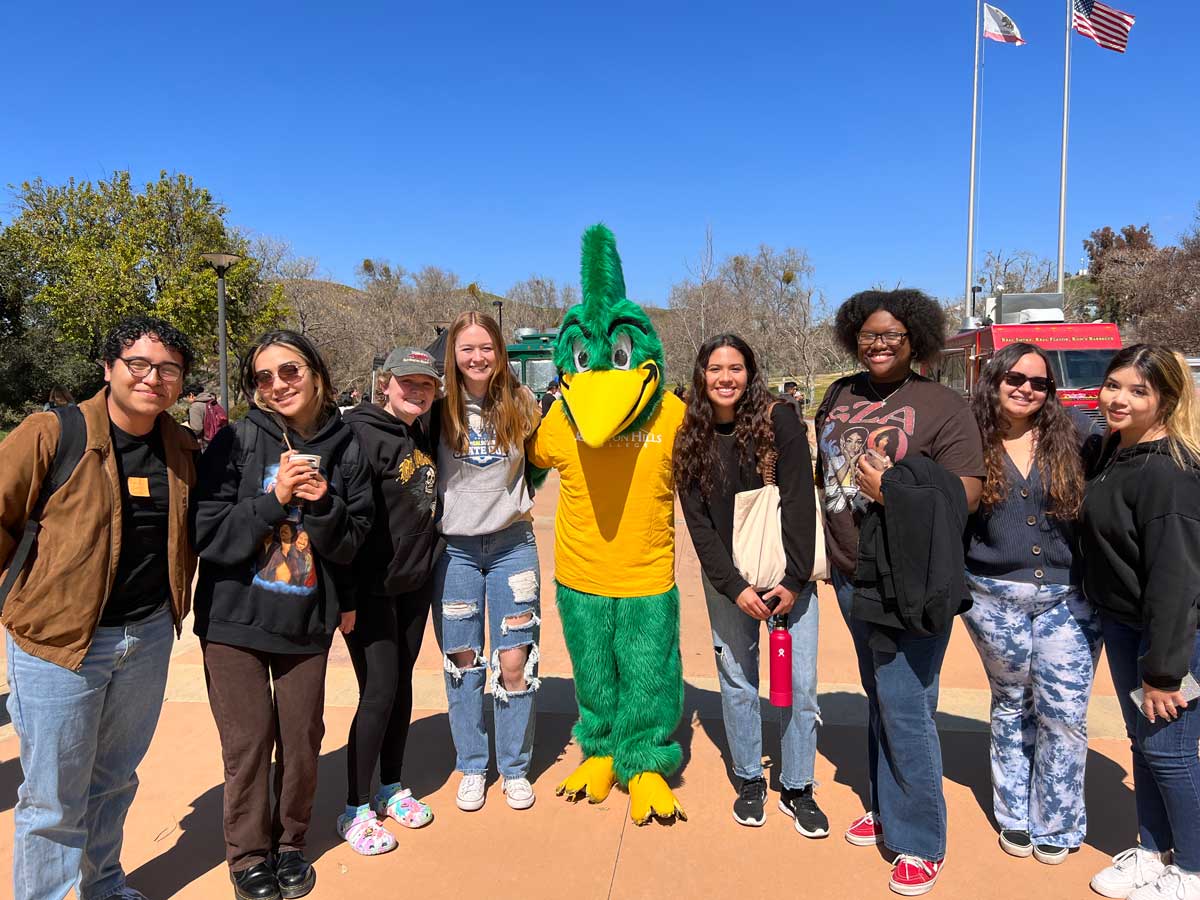 Students in front of Crafton Center