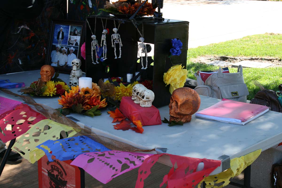 People enjoying Day of the Dead