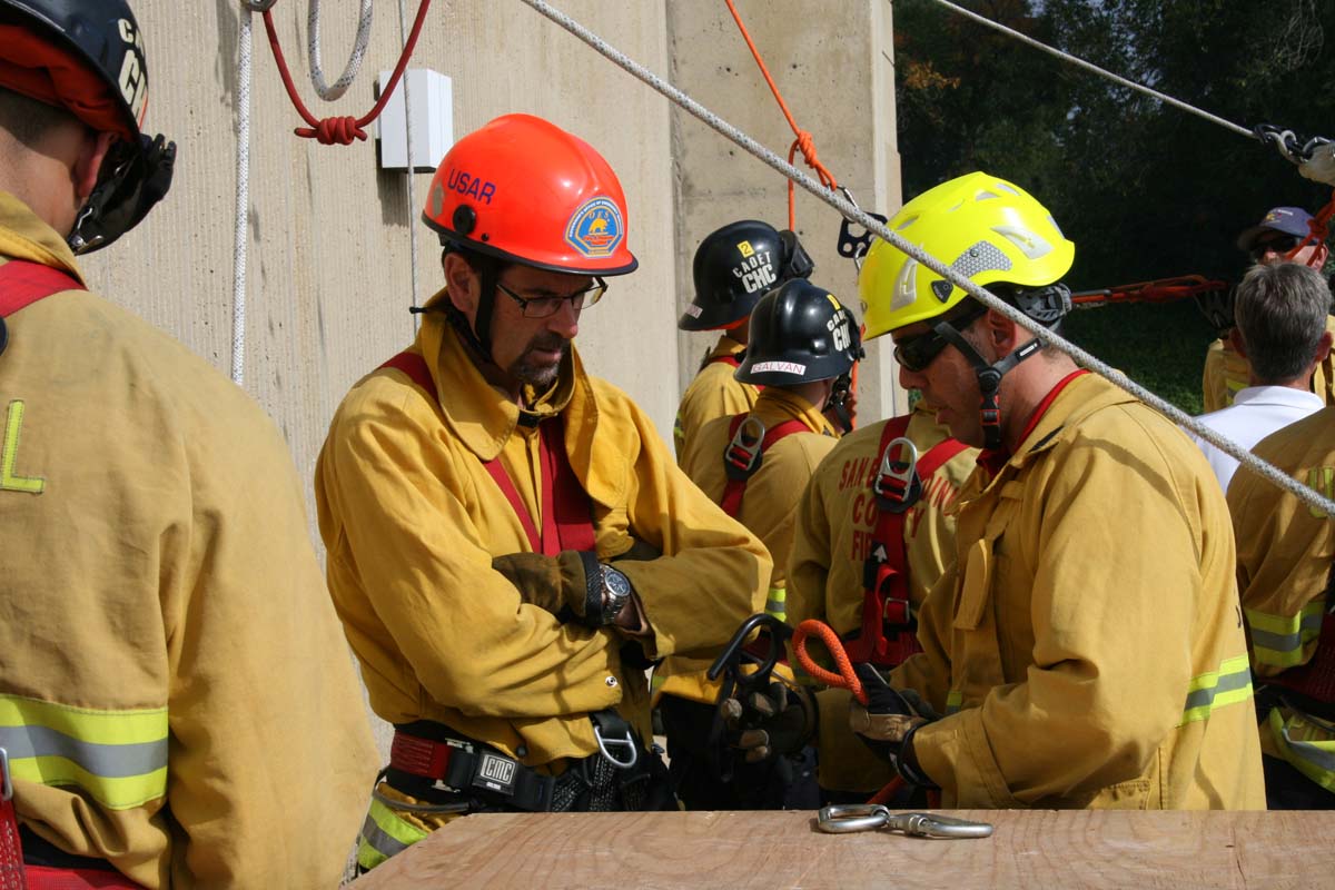 Cadets rappelling