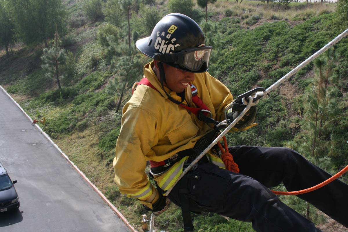 Cadets rappelling
