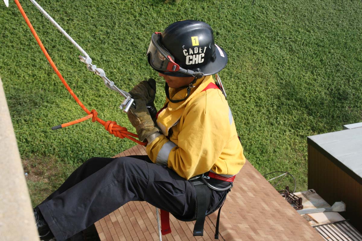 Cadets rappelling