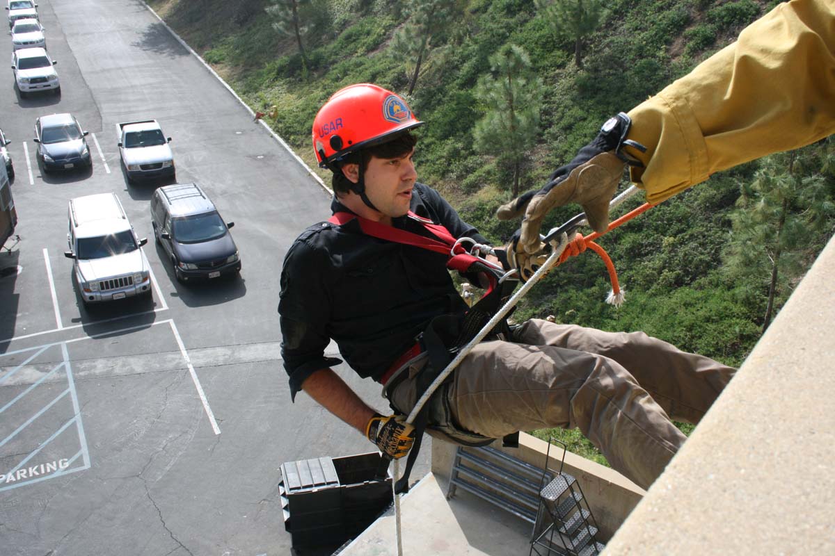 Cadets rappelling