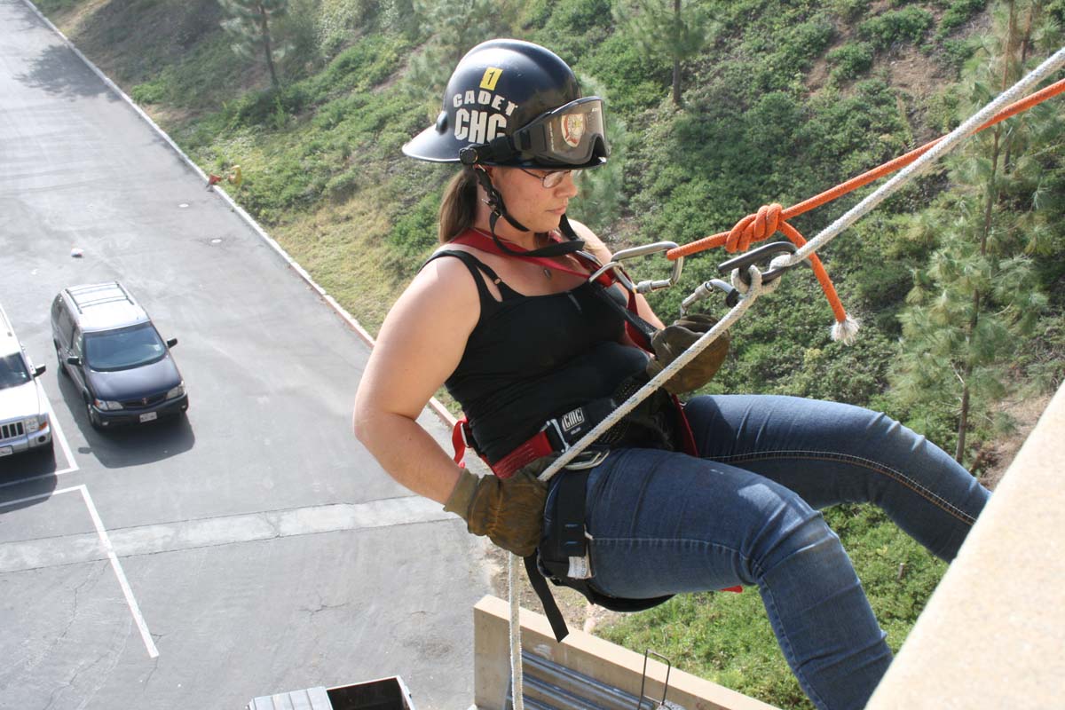 Cadets rappelling