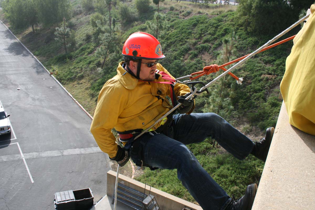 Cadets rappelling