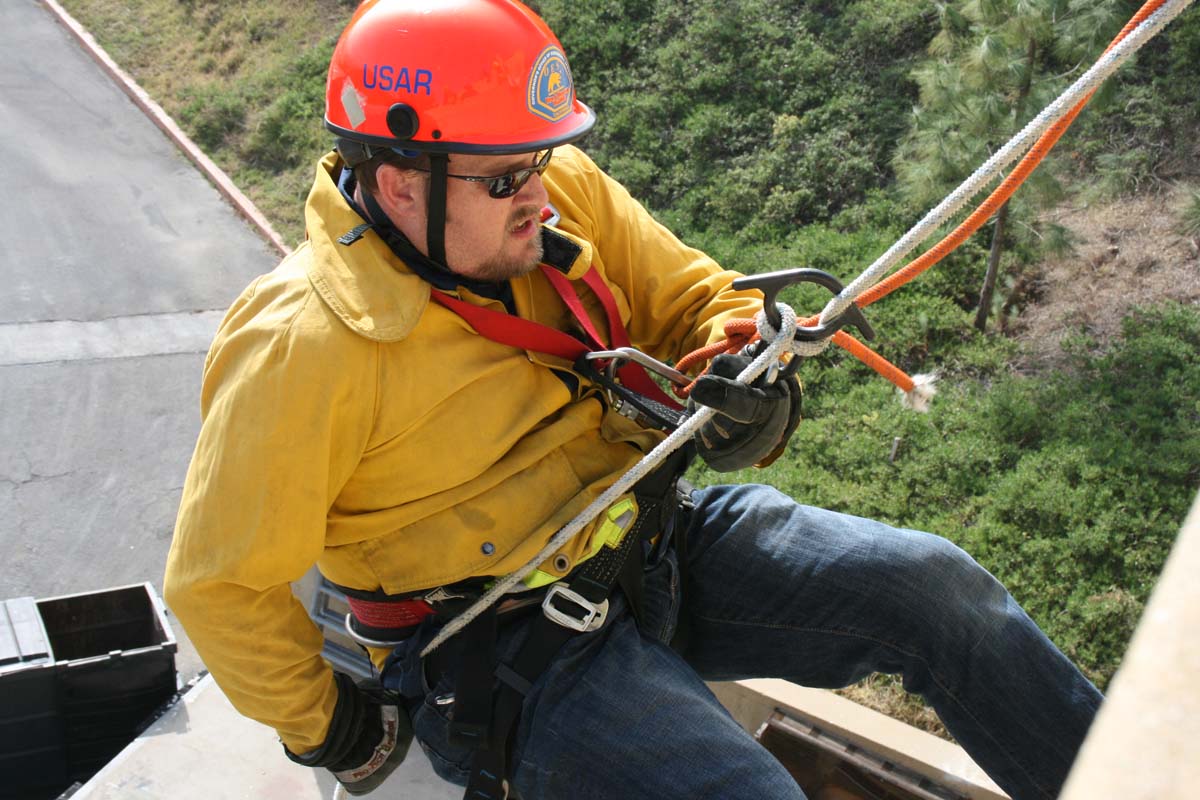 Cadets rappelling
