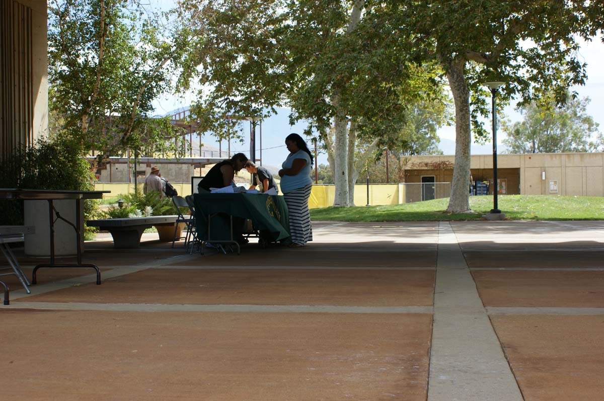 People enjoying the first days of fall semester
