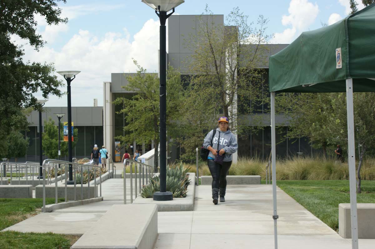 People enjoying the first days of fall semester