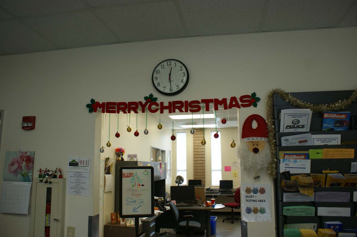 Transfer Center decor
