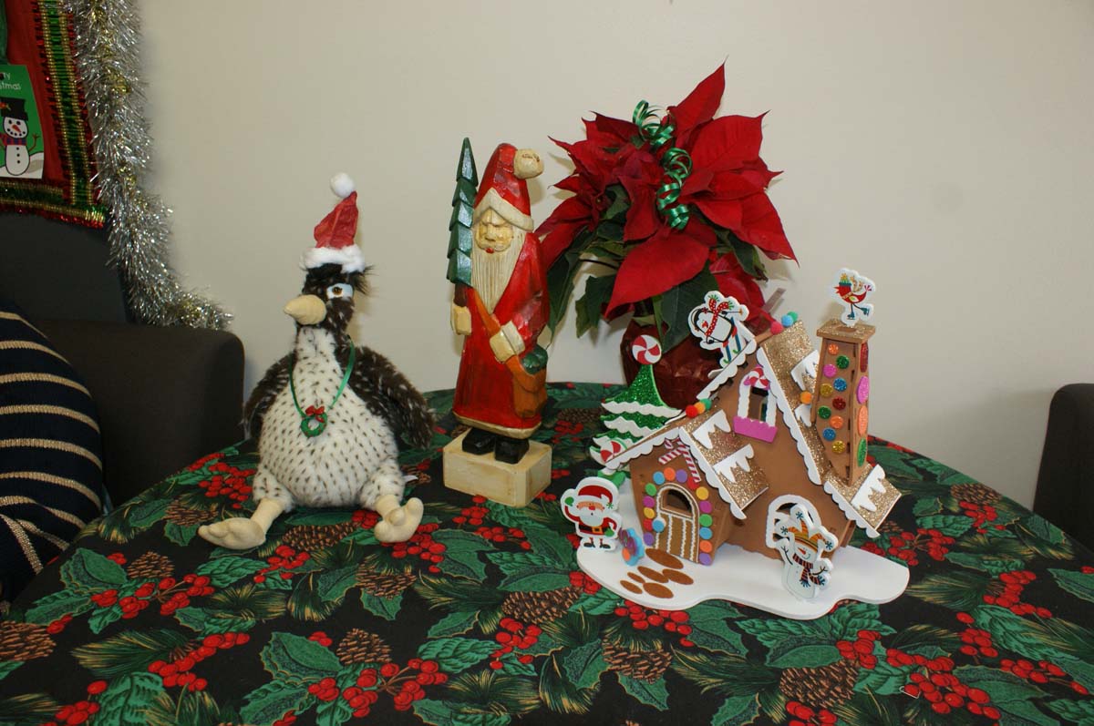 Transfer Center decor
