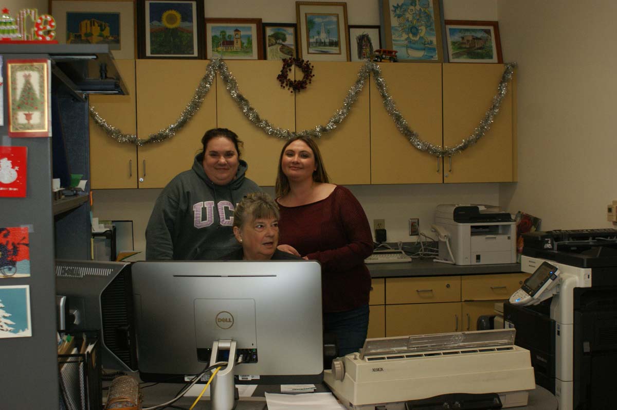 Transfer Center decor