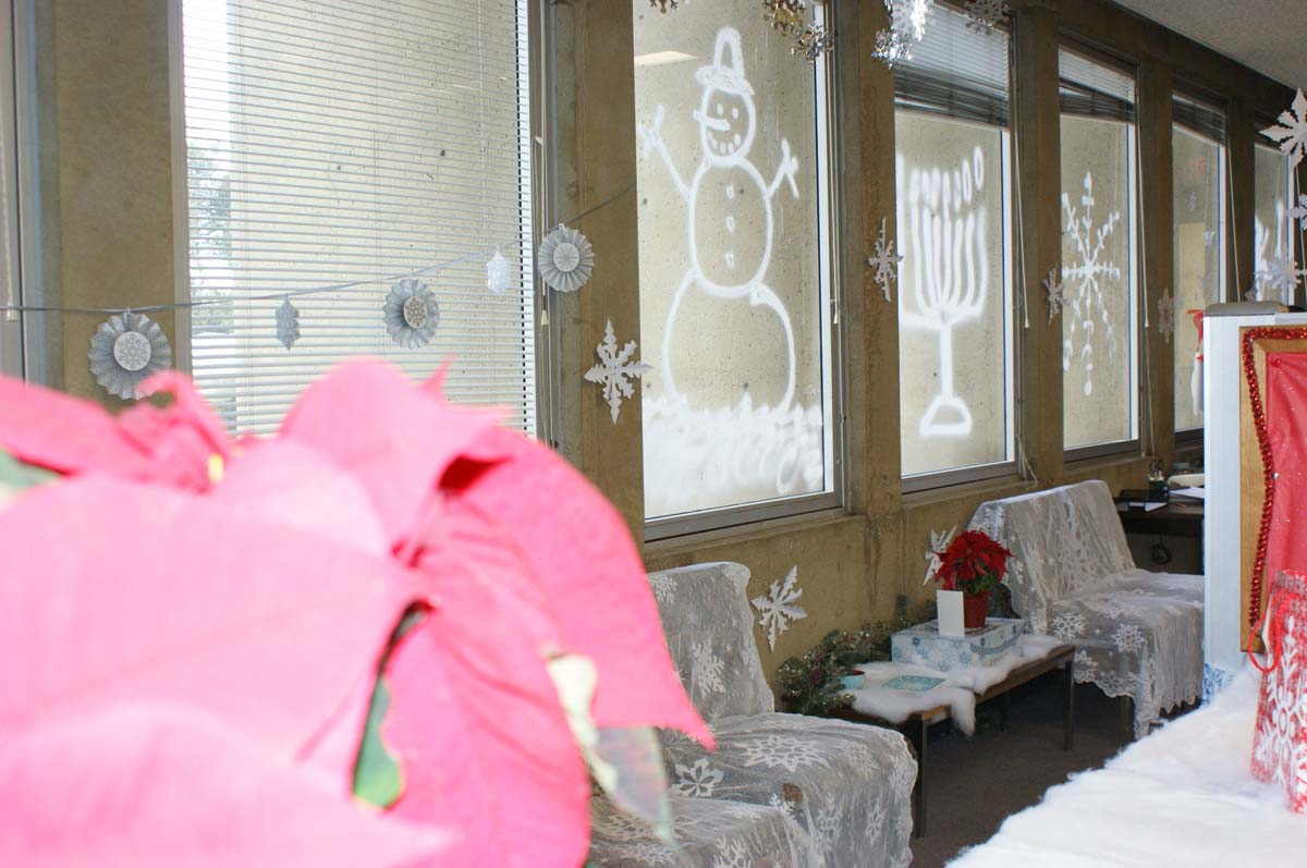 Transfer Center decor