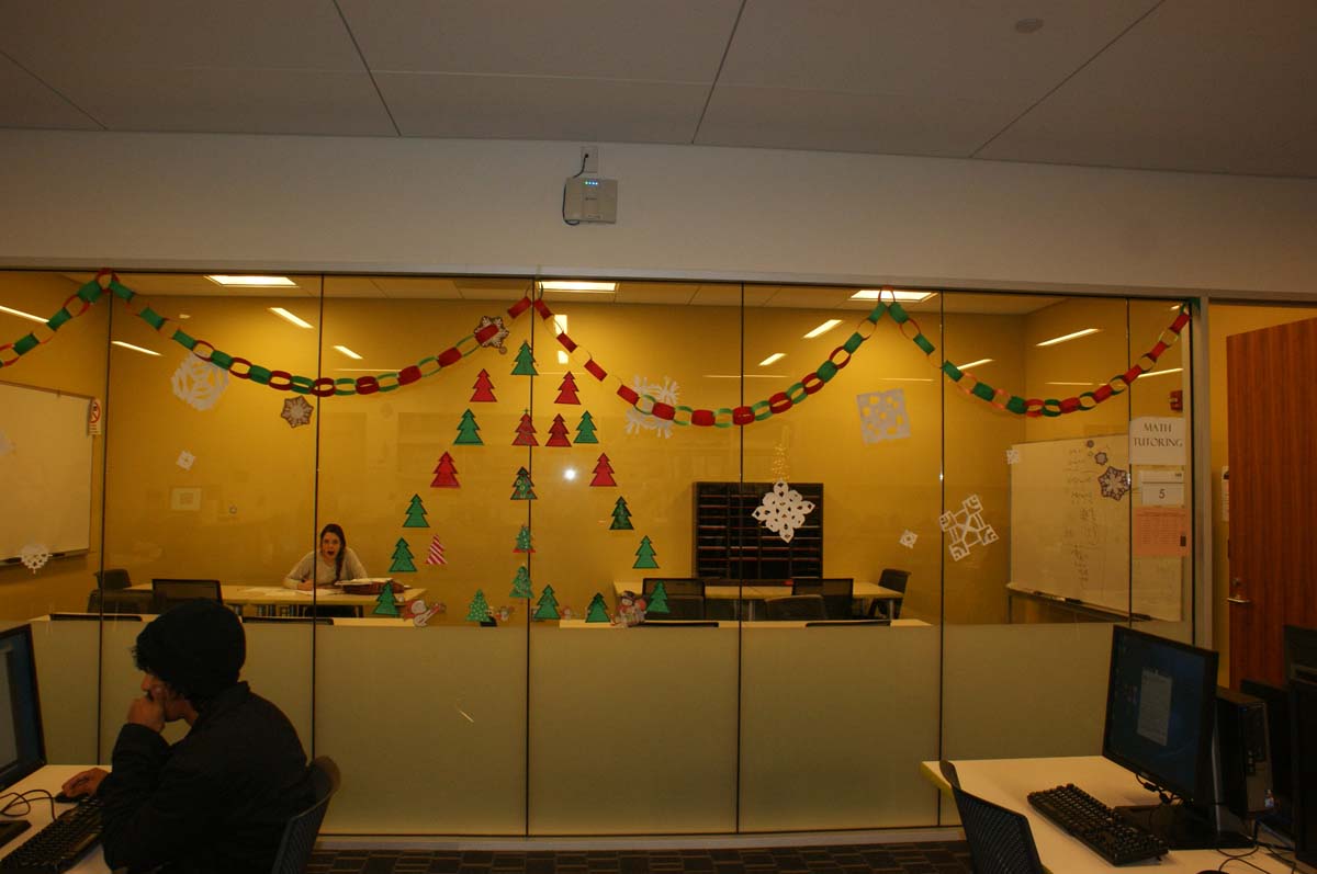 Transfer Center decor