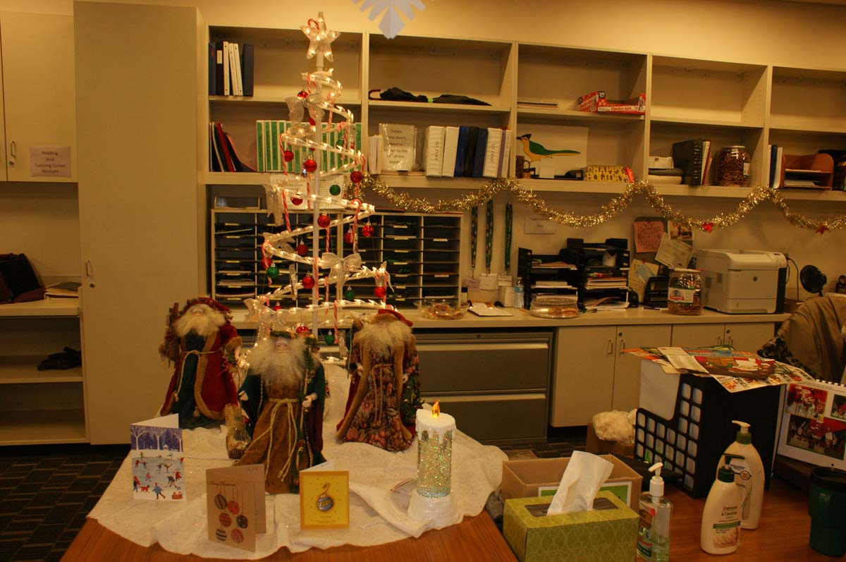 Transfer Center decor