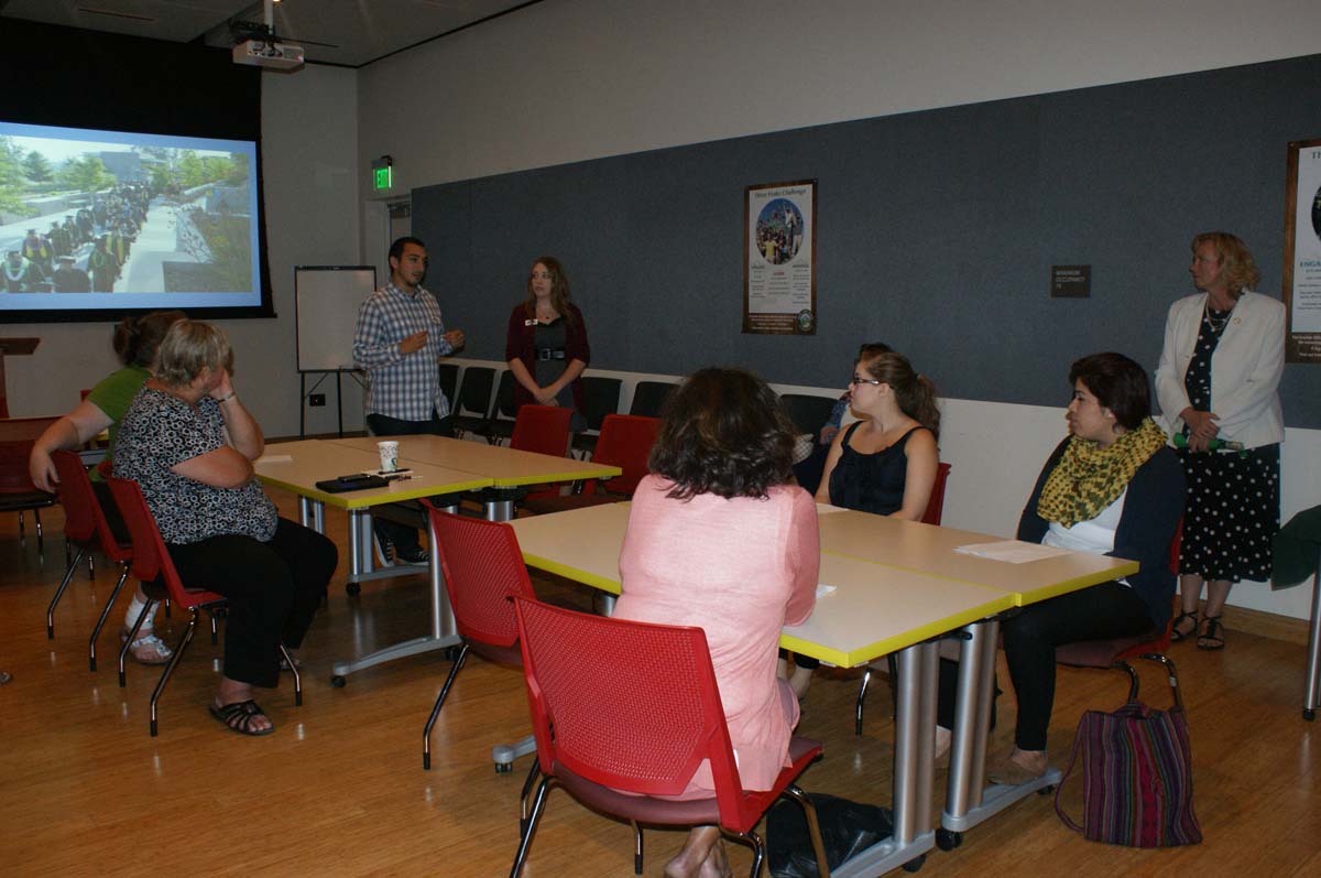 San Manuel representatives meeting student workers