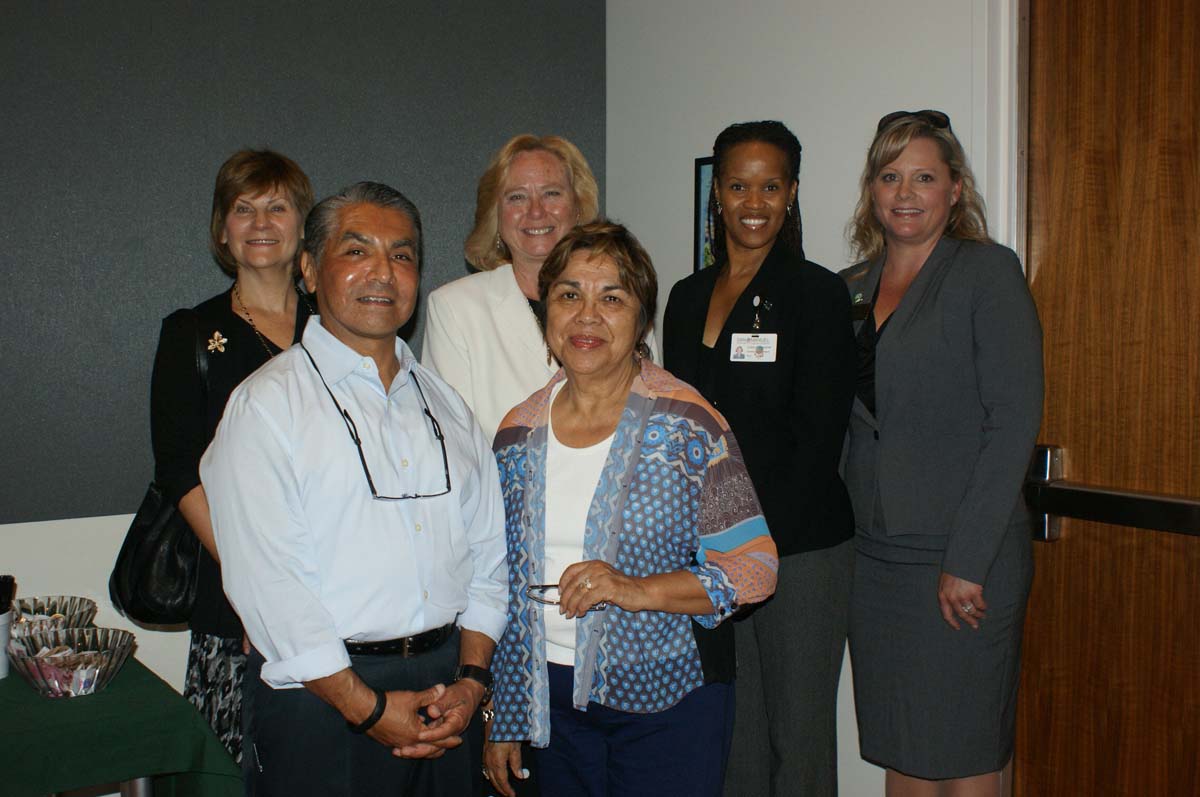 San Manuel representatives meeting student workers