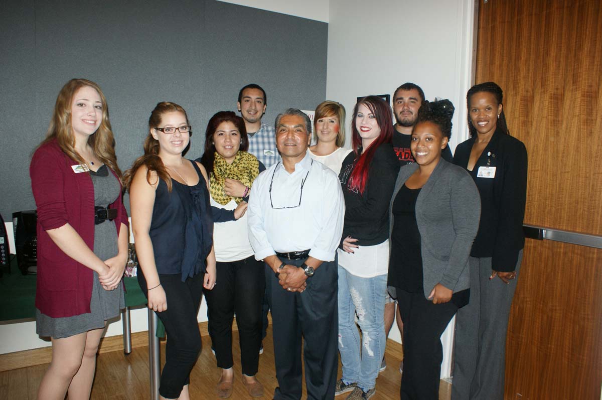 San Manuel representatives meeting student workers
