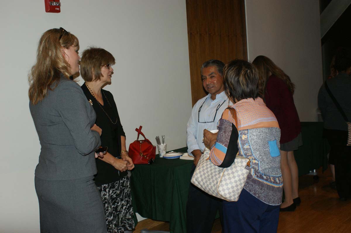 San Manuel representatives meeting student workers