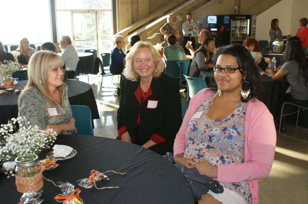 People at the Scholars Donor Reception
