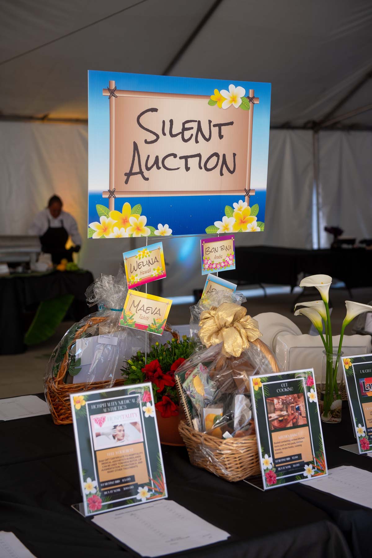 silent auction display