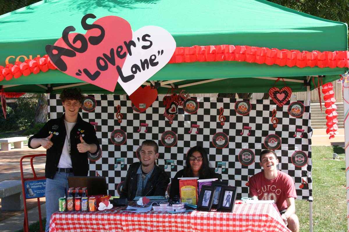 People enjoying Club Rush