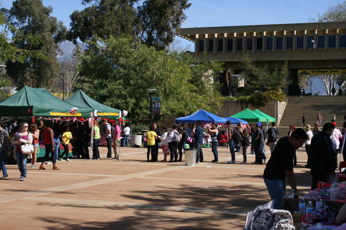 People enjoying Club Rush