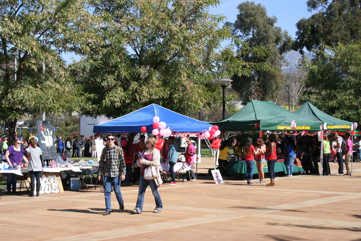 People enjoying Club Rush