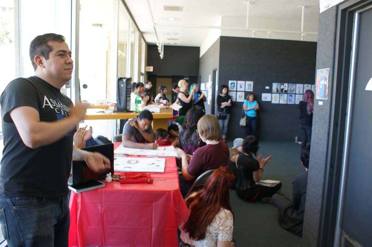 People at the Manga Mania event