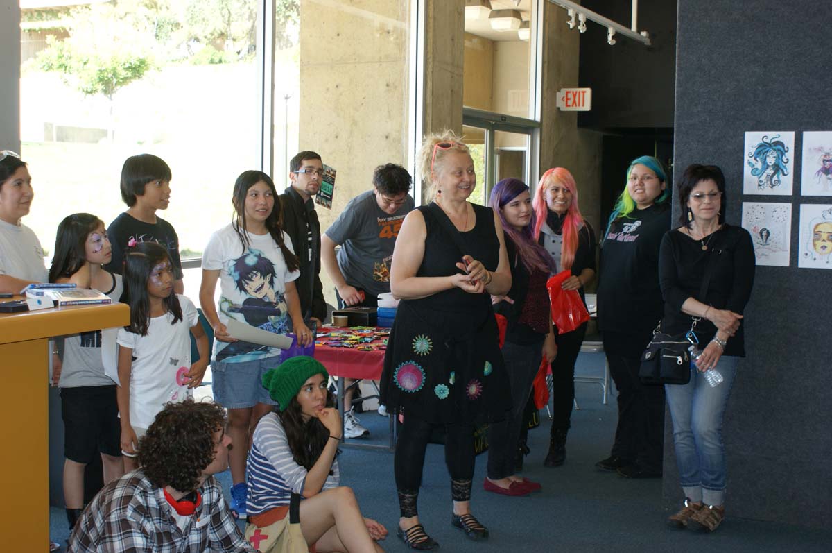 People at the Manga Mania event