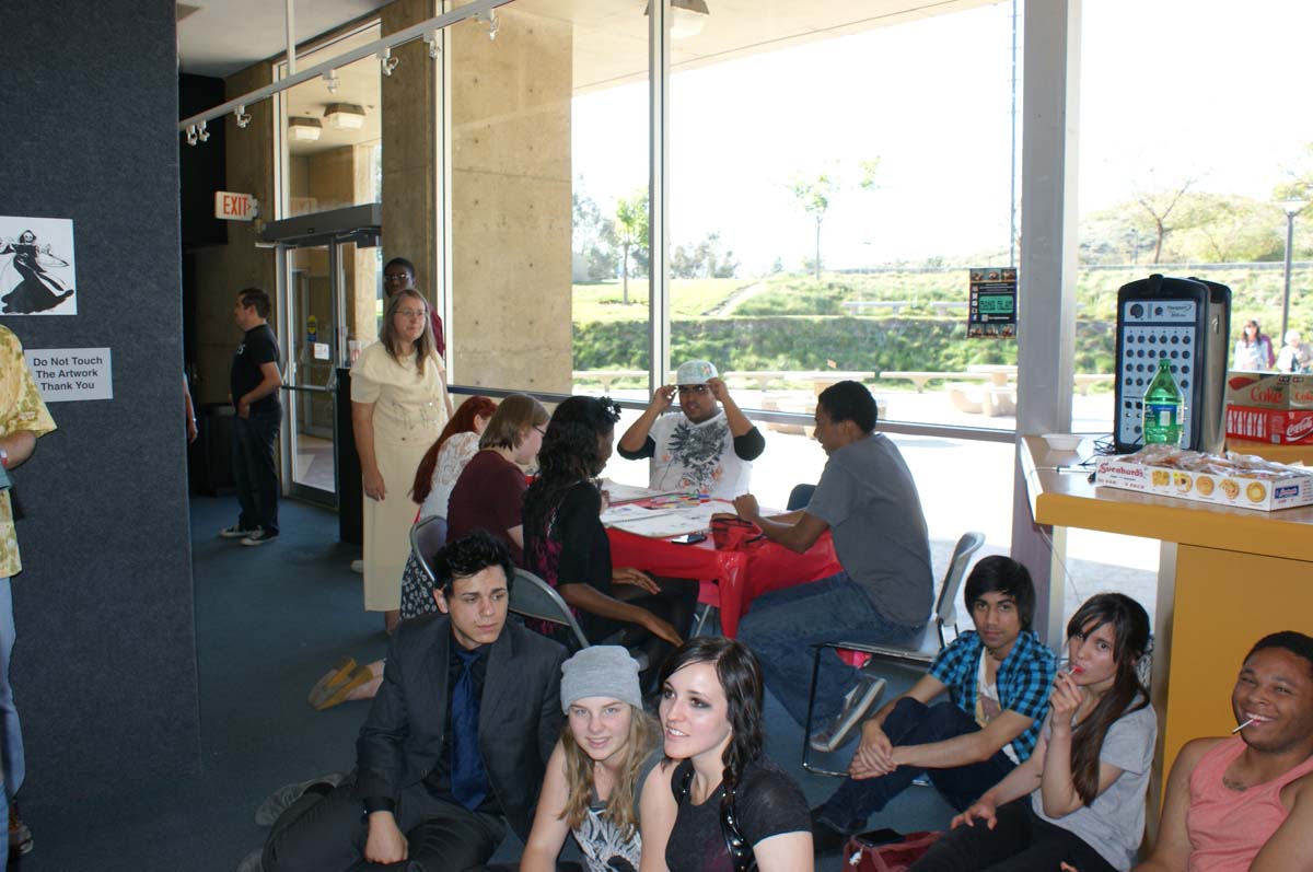 People at the Manga Mania event
