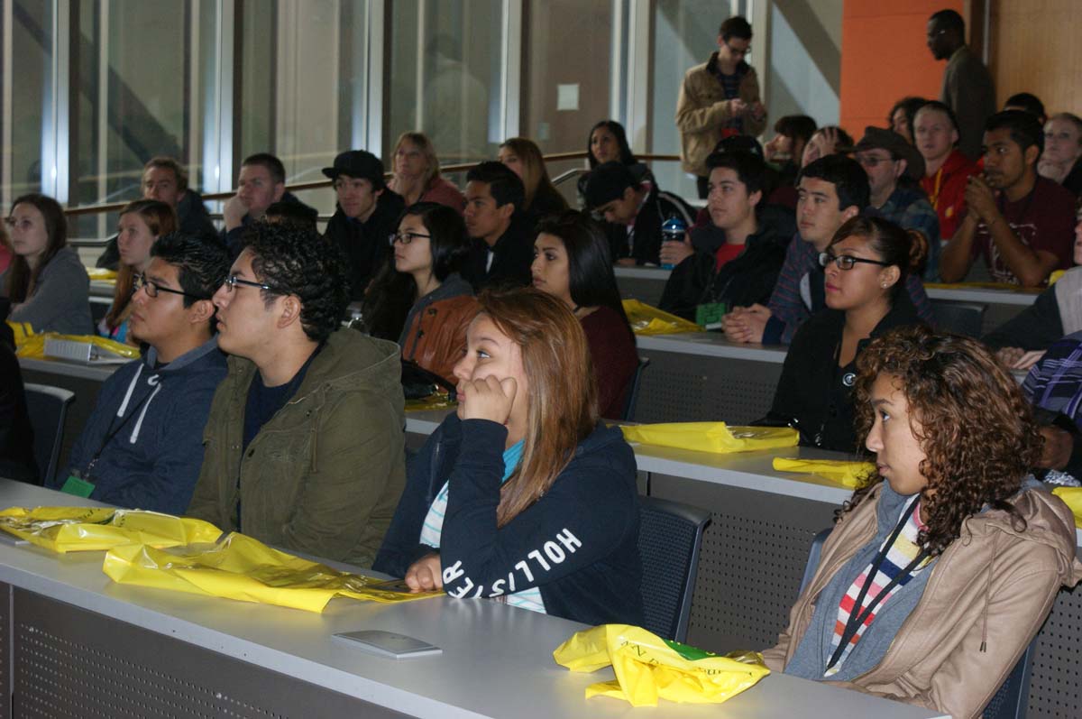 This is a sample image caption.