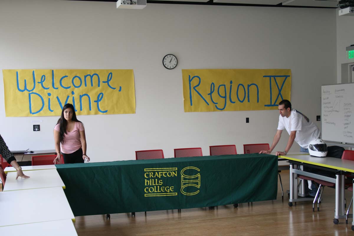 People at the Student Senate Region IX Meeting