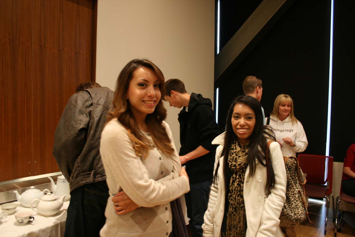 People at Tea with the Deans event
