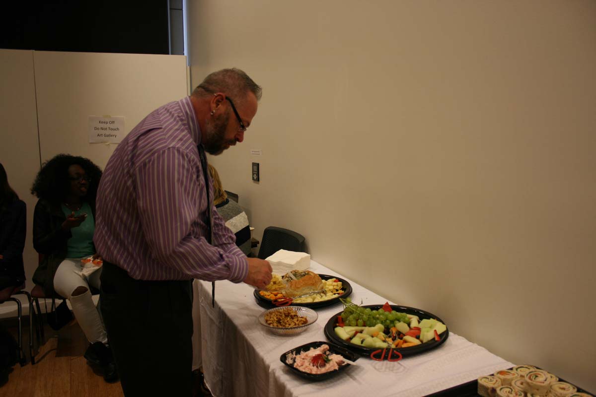 People at Tea with the Deans event