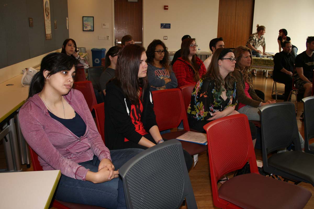 People enjoying the Creativity Seminar