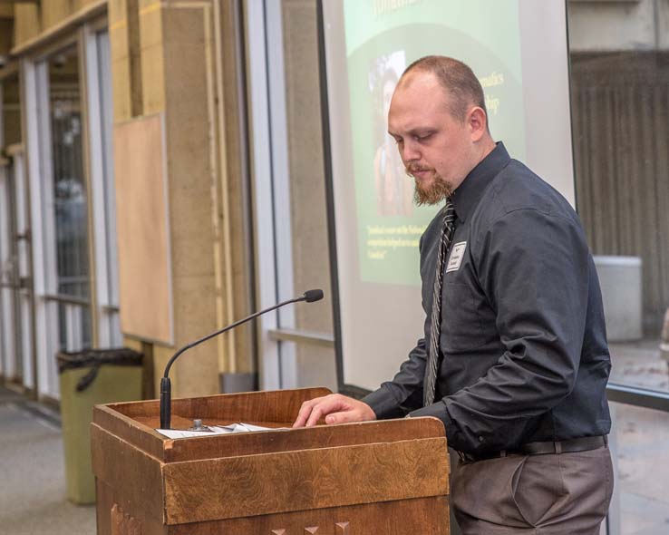 Students and staff attend Donor Scholar event.