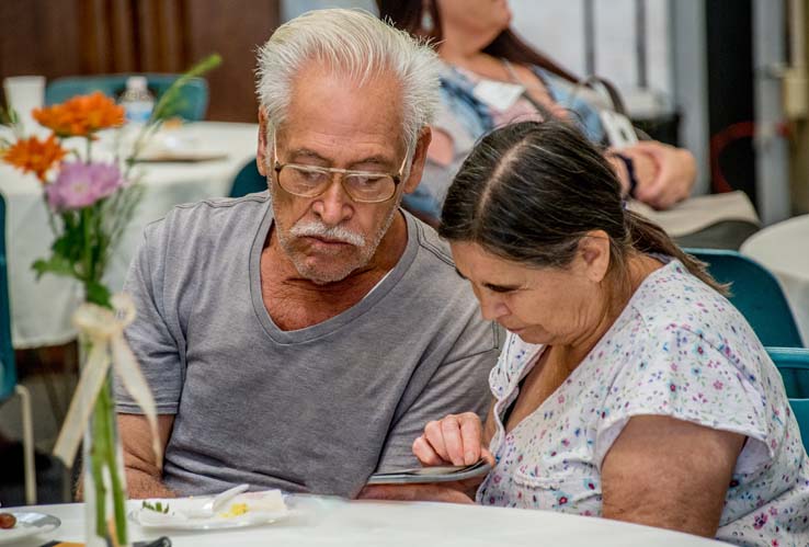 Students and staff attend Donor Scholar event.