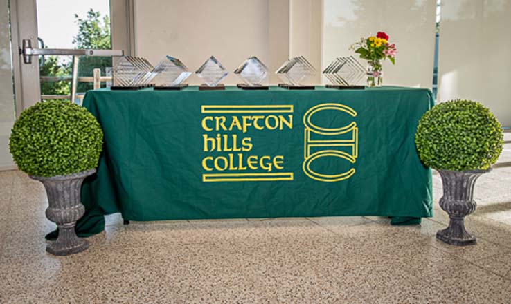 People enjoying the Student Recognition Dinner