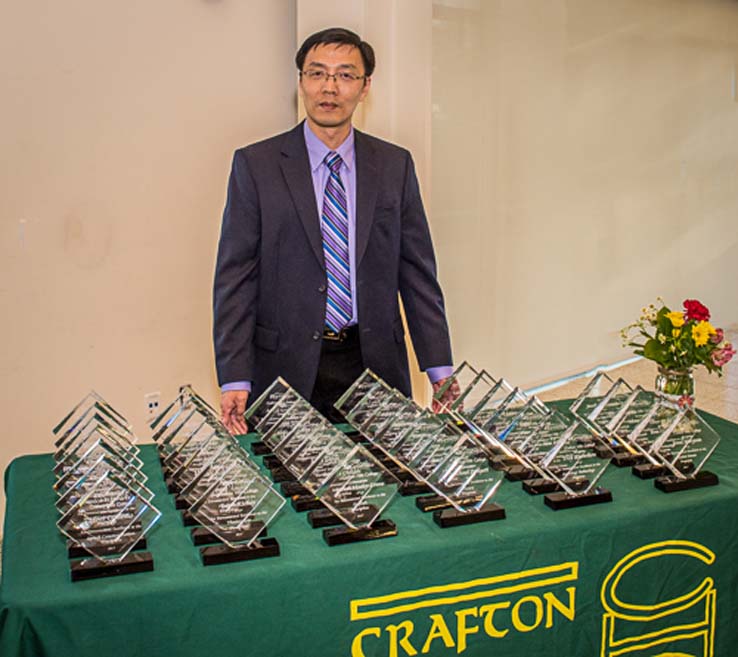 People enjoying the Student Recognition Dinner