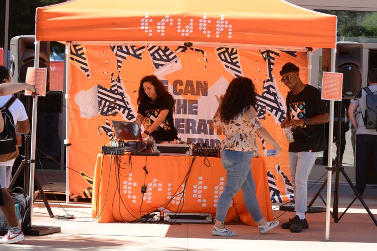 Students enjoying Club Rush.