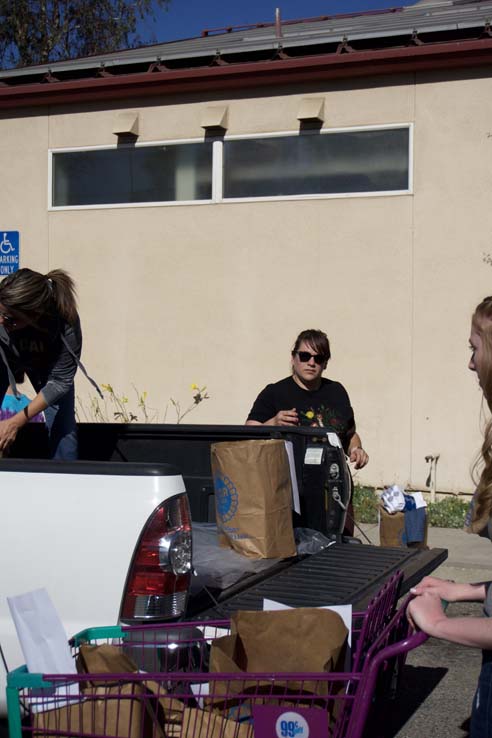 Group at the Three Peaks Family Services event