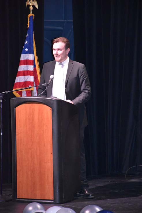 People celebrating the Respiratory Care Graduation.