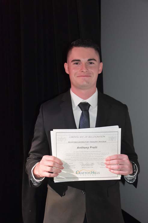 People celebrating the Respiratory Care Graduation.