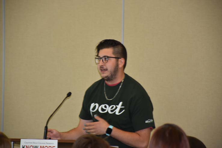 People enjoying Poetry Slam prep