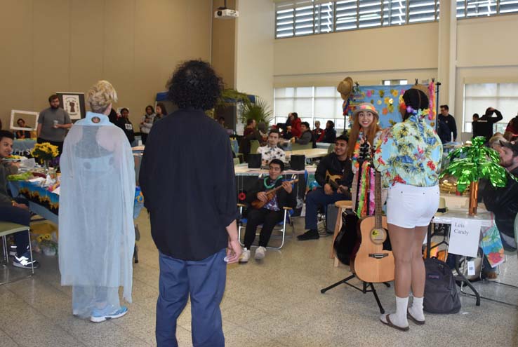 Students enjoying Club Rush