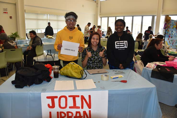 Students enjoying Club Rush