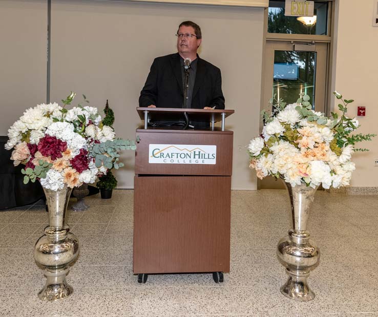 People enjoying the Student Recognition Dinner