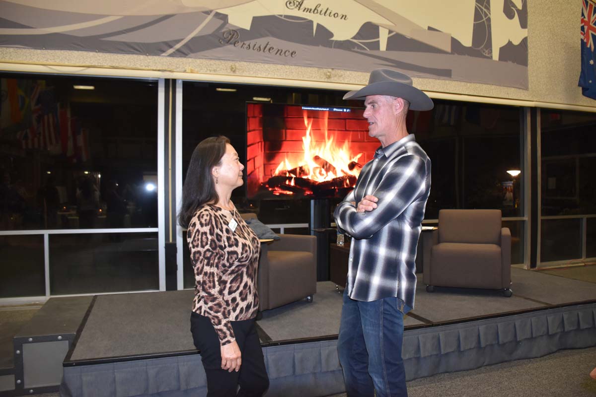 People enjoying President's Circle Gathering