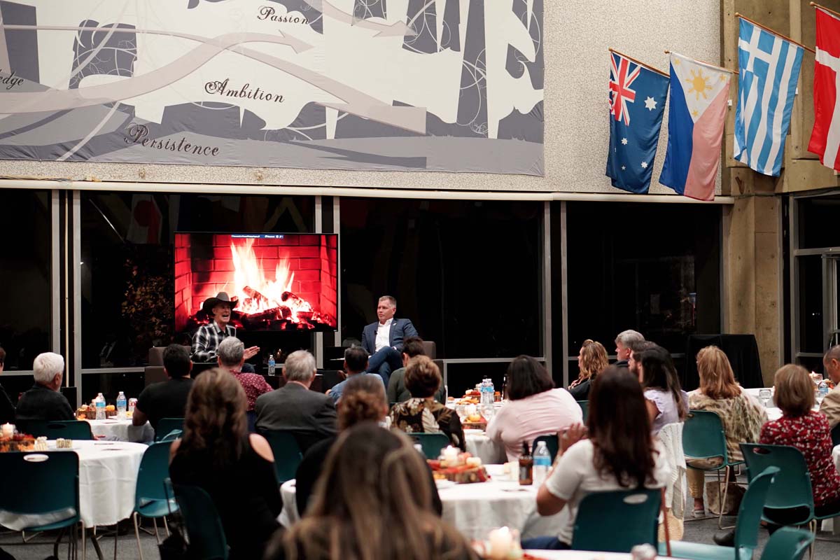 People enjoying President's Circle Gathering