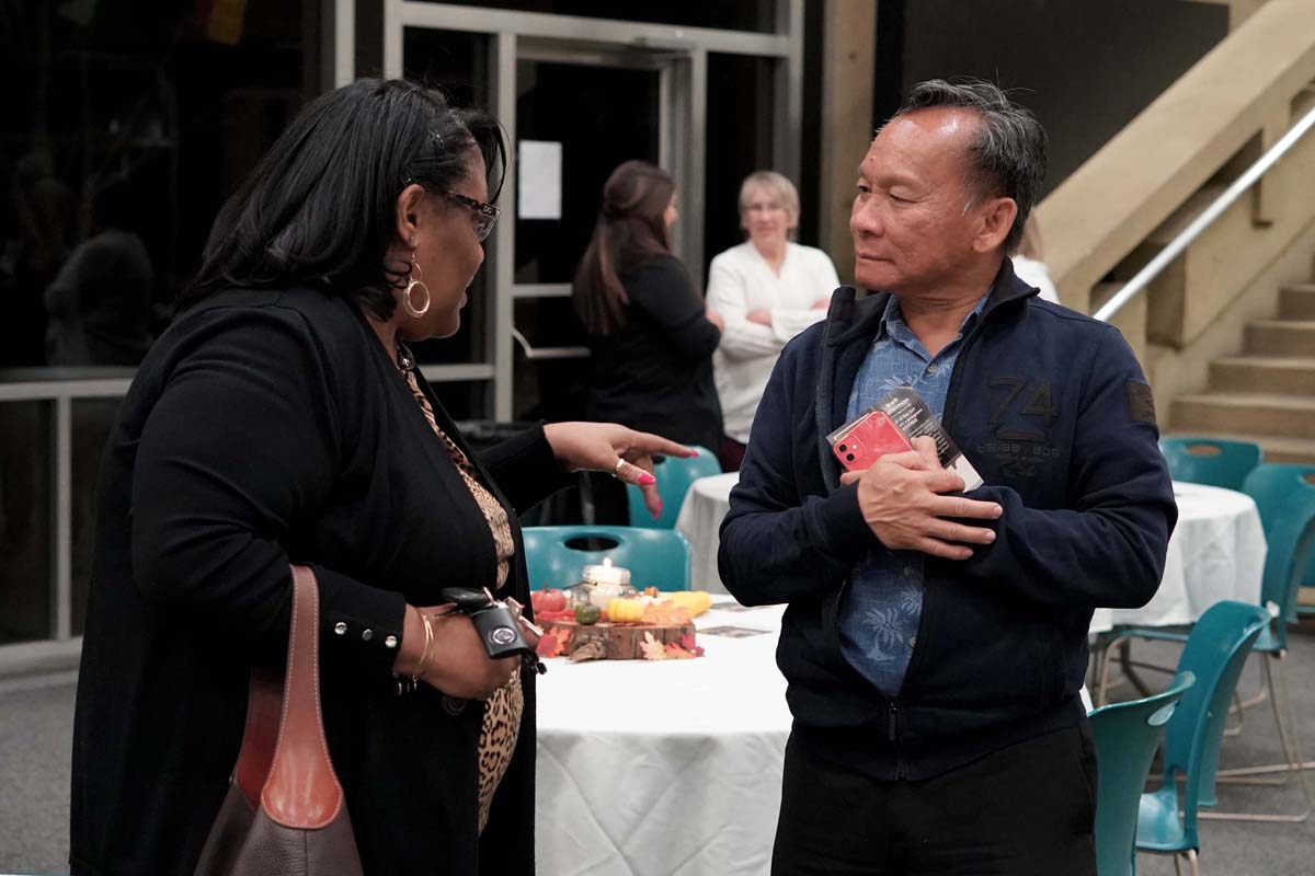 People enjoying President's Circle Gathering