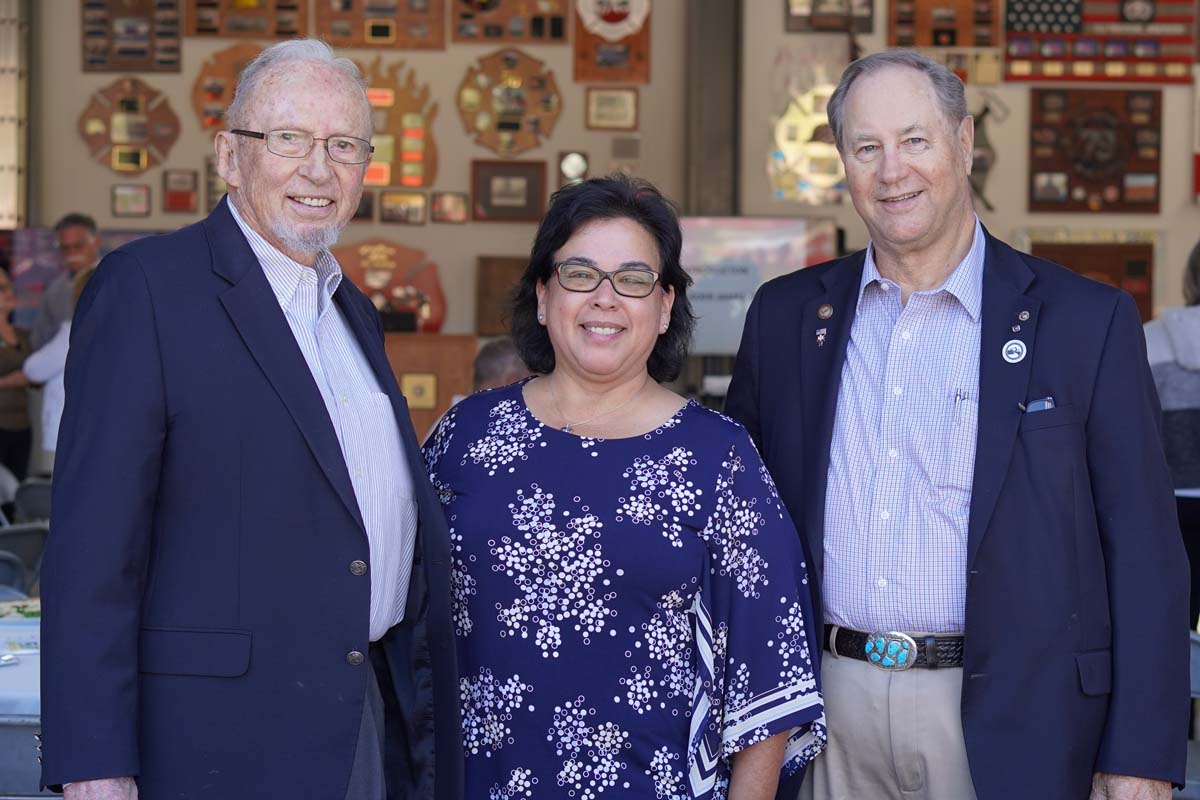 People enjoying the Friends Annual Luncheon